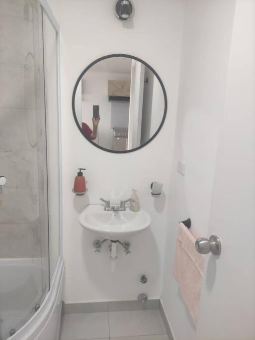 Stylish & Modern 2br * Quito